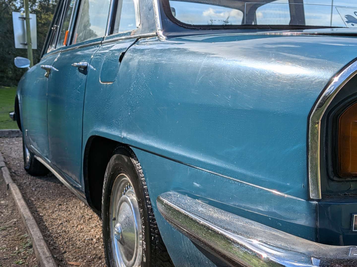 <p>1970 TRIUMPH MK2 2000</p>