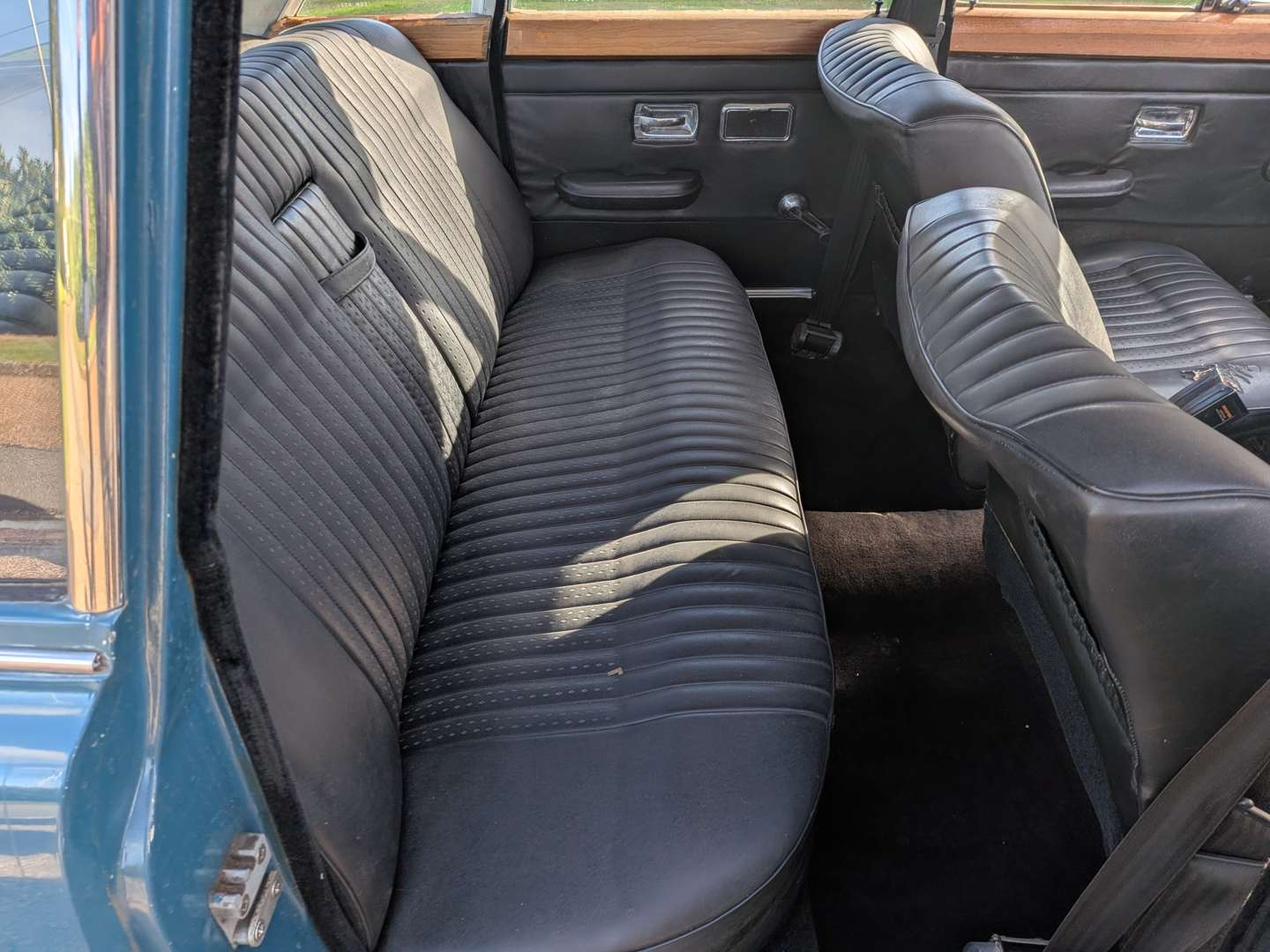 <p>1970 TRIUMPH MK2 2000</p>
