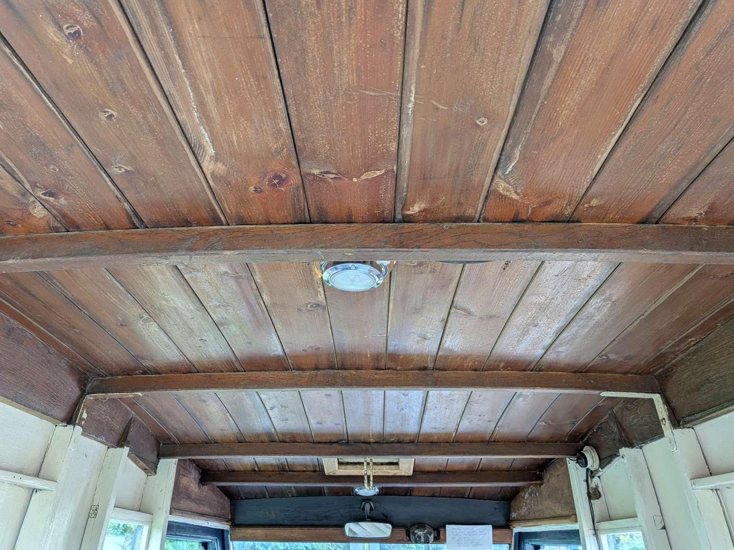 <p>1947 MORRIS ½ TON VAN</p>