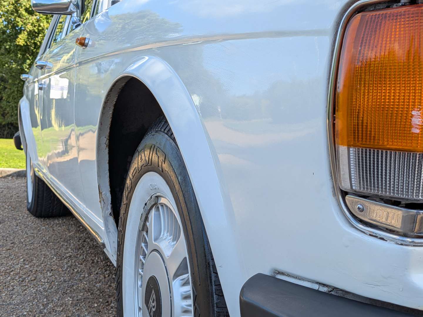 <p>1981 ROLLS ROYCE SILVER SPIRIT</p>