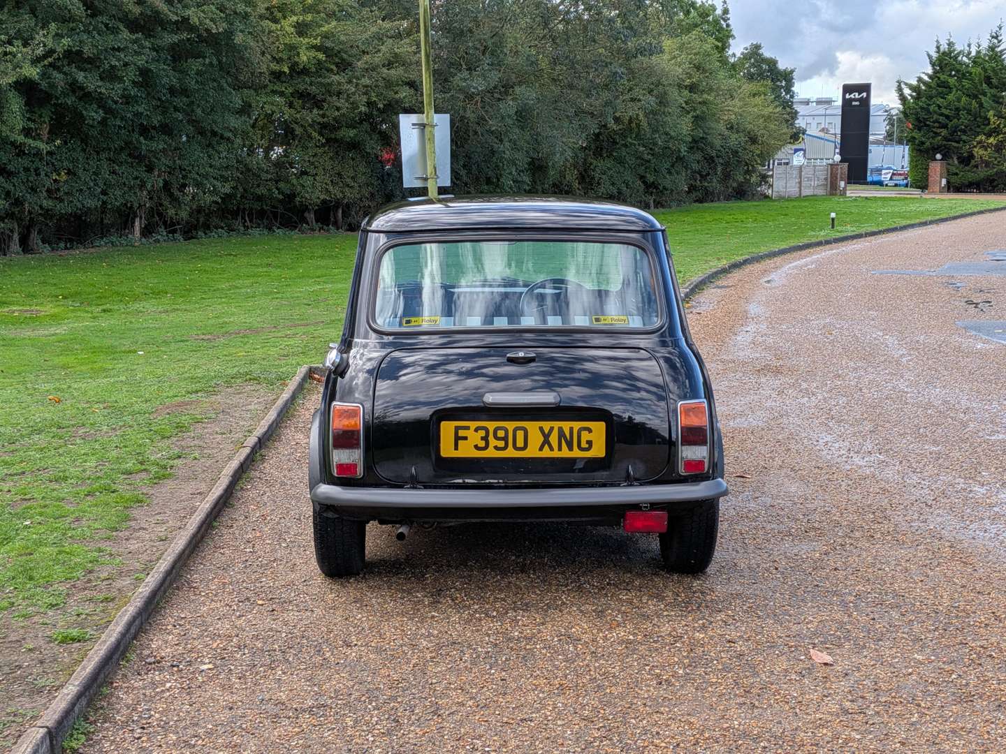 <p>1988 AUSTIN MINI DESIGNER</p>