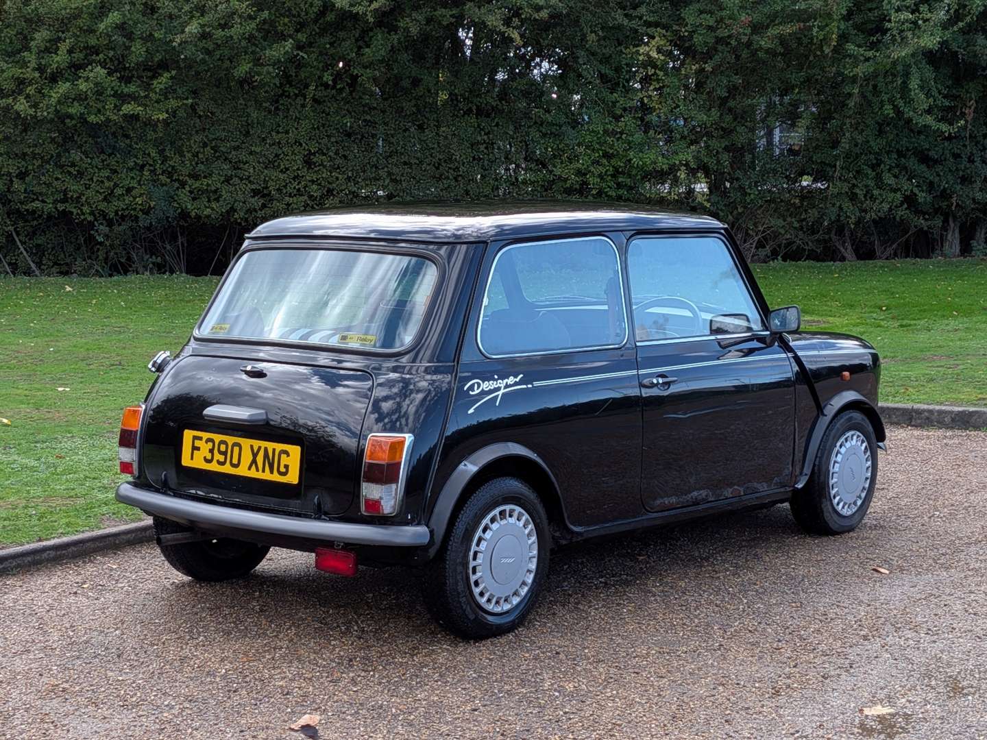 <p>1988 AUSTIN MINI DESIGNER</p>