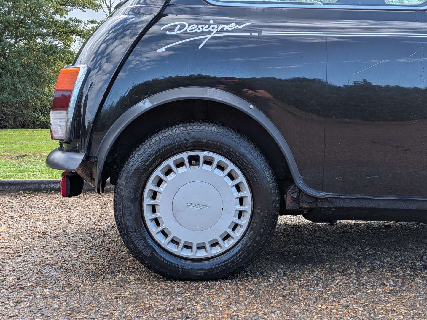 <p>1988 AUSTIN MINI DESIGNER</p>