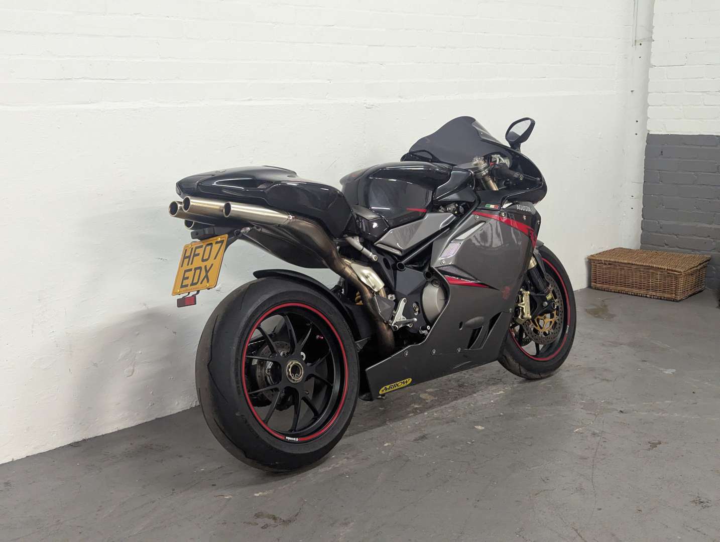 <p>2007 MV AGUSTA F4 1000 R</p>