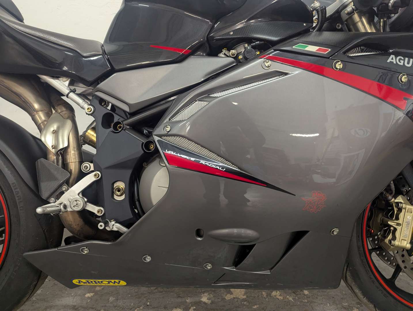 <p>2007 MV AGUSTA F4 1000 R</p>
