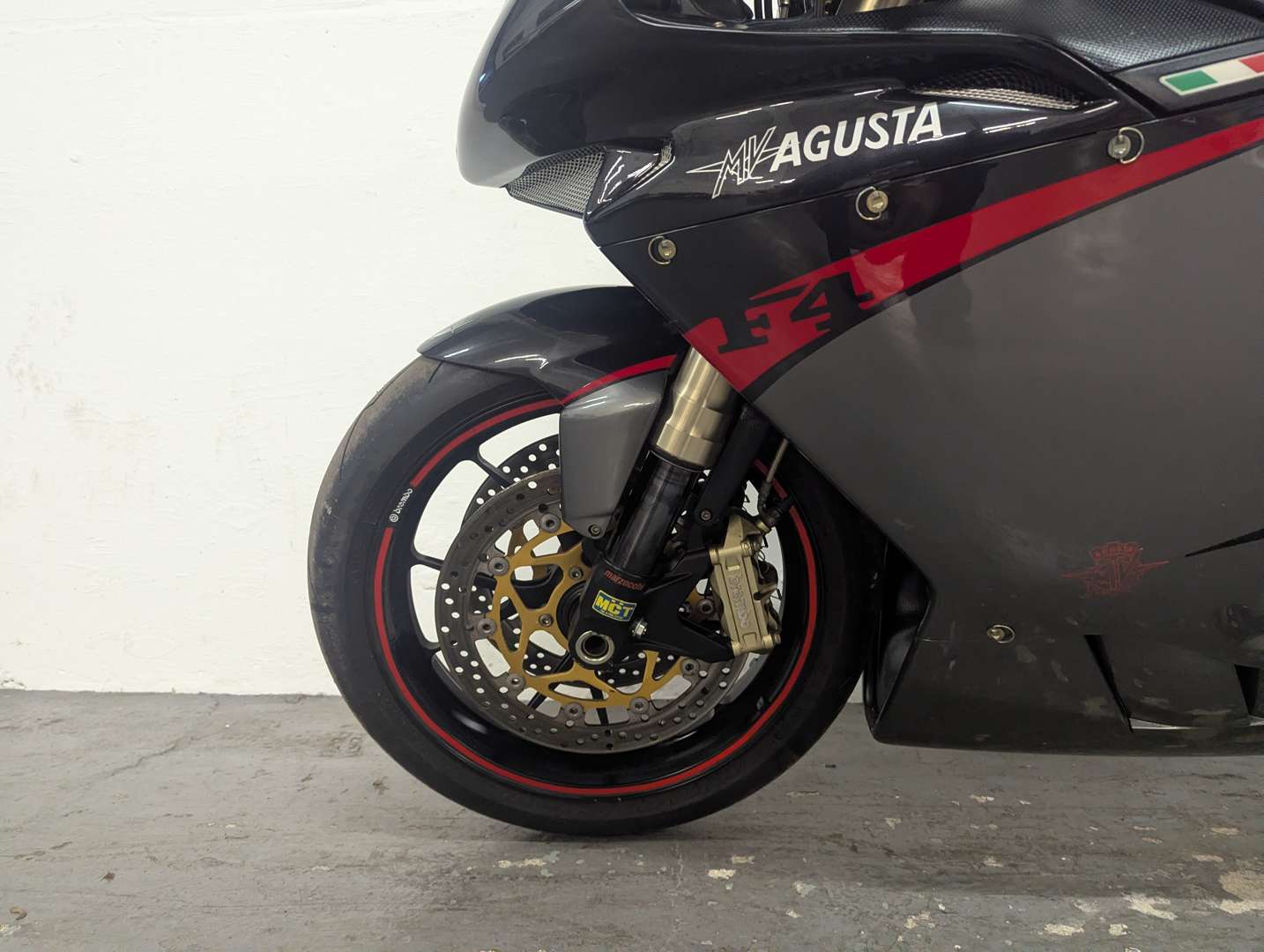 <p>2007 MV AGUSTA F4 1000 R</p>