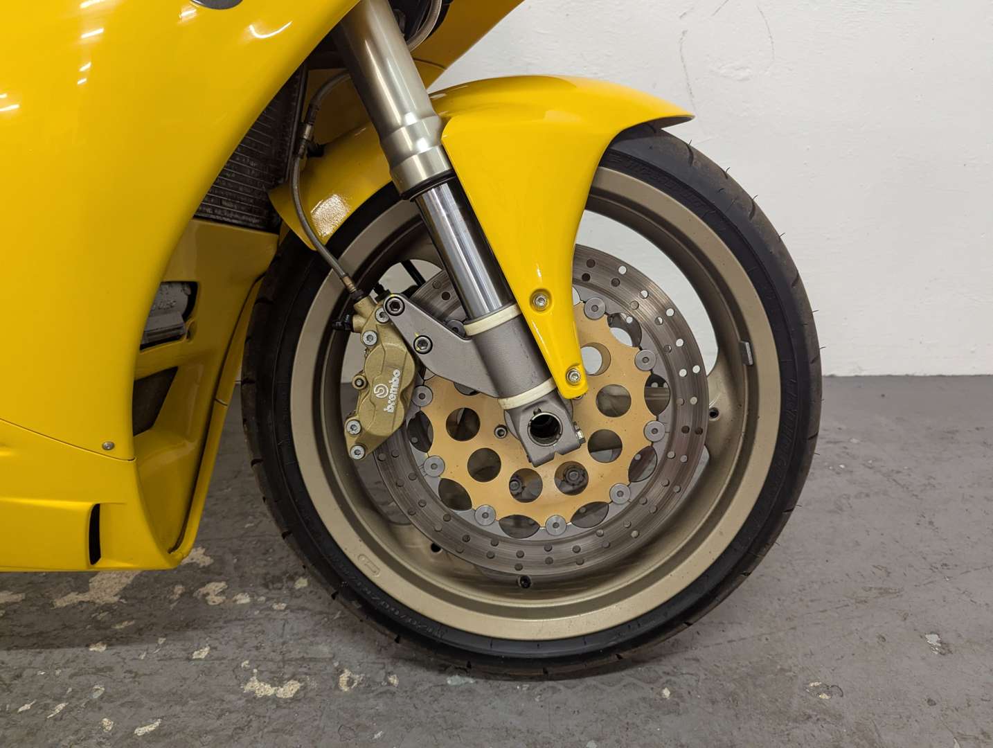 <p>1997 DUCATI 748 SP</p>