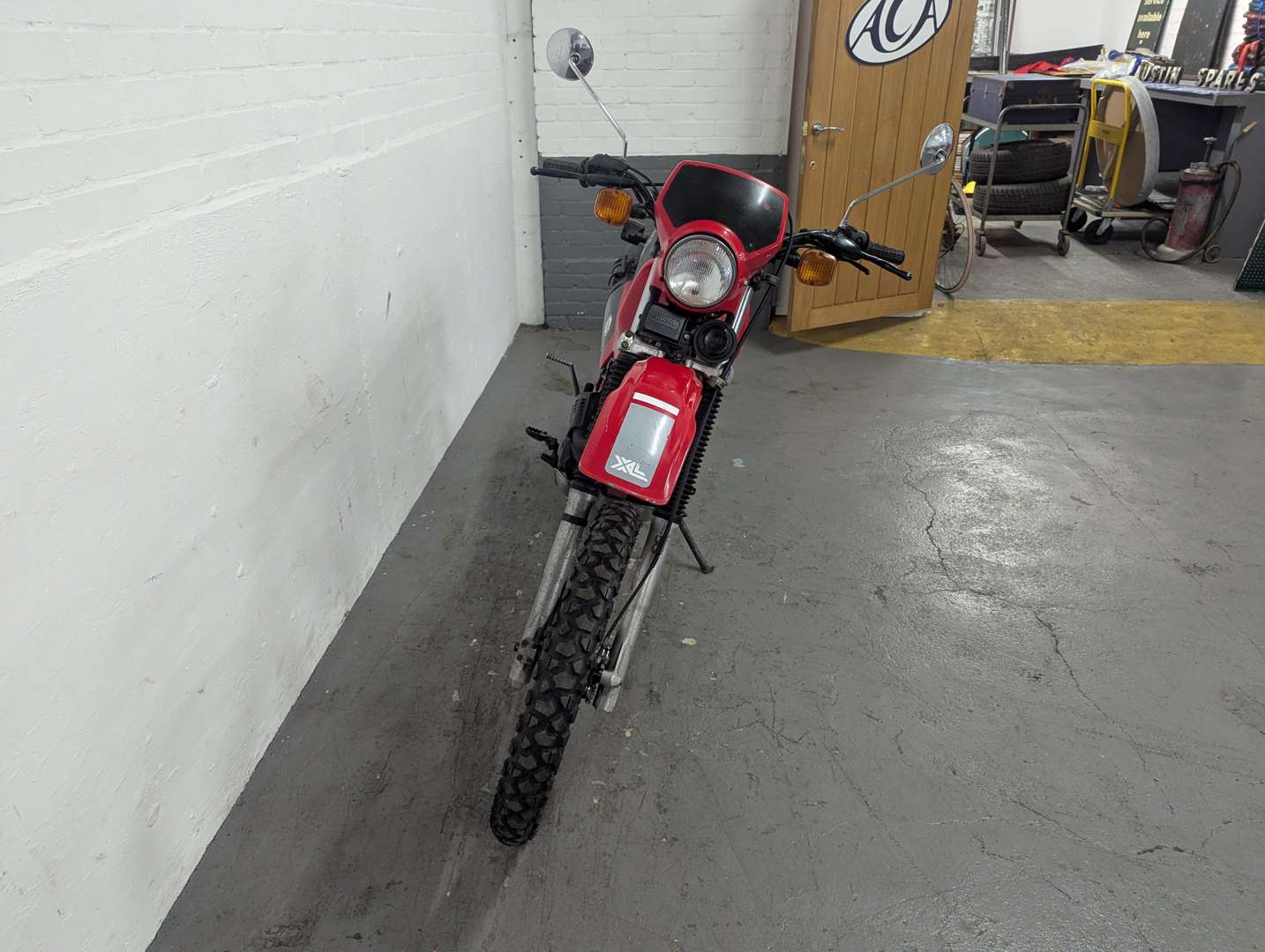 <p>1983 HONDA XL500R</p>