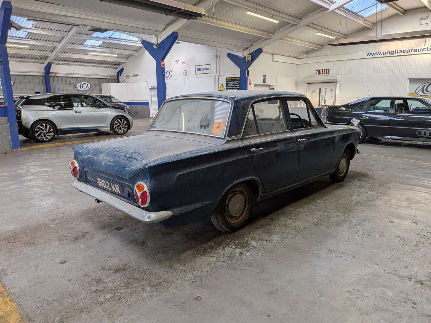 <p>1964 FORD CONSUL CORTINA</p>