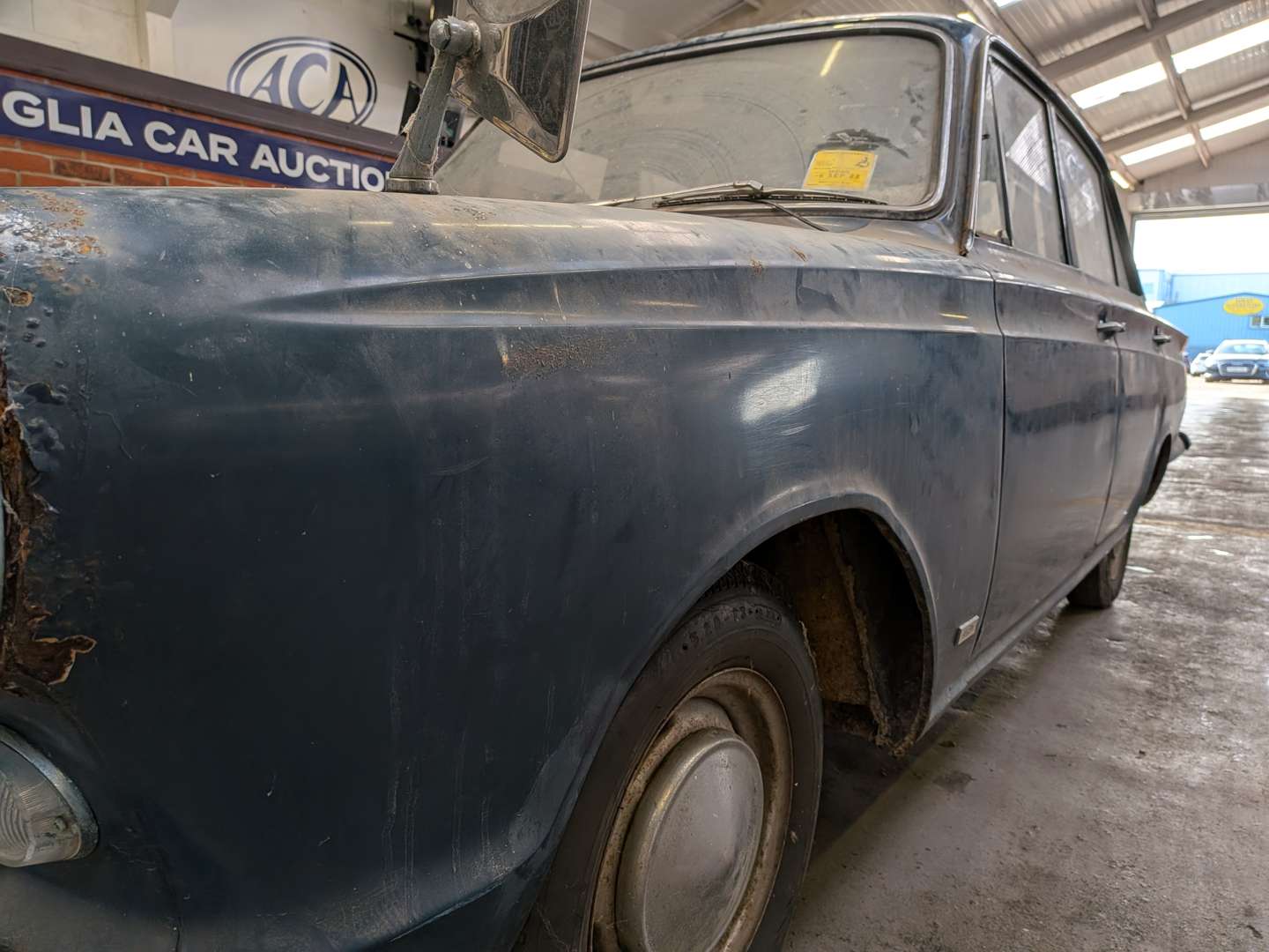 <p>1964 FORD CONSUL CORTINA</p>