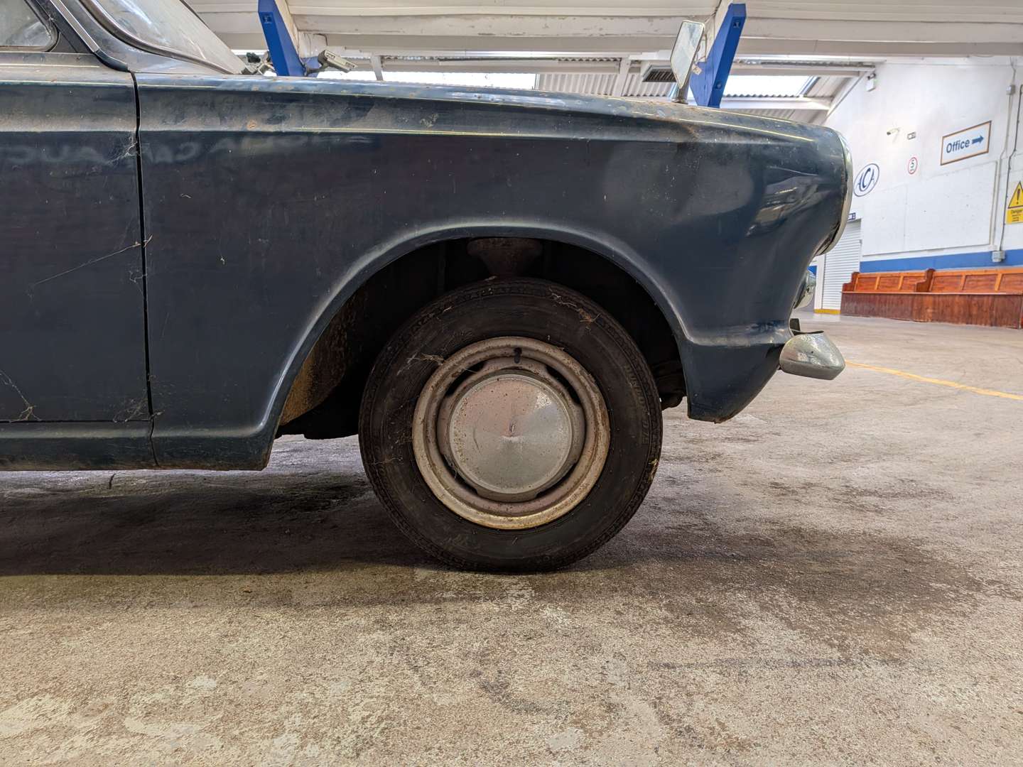 <p>1964 FORD CONSUL CORTINA</p>