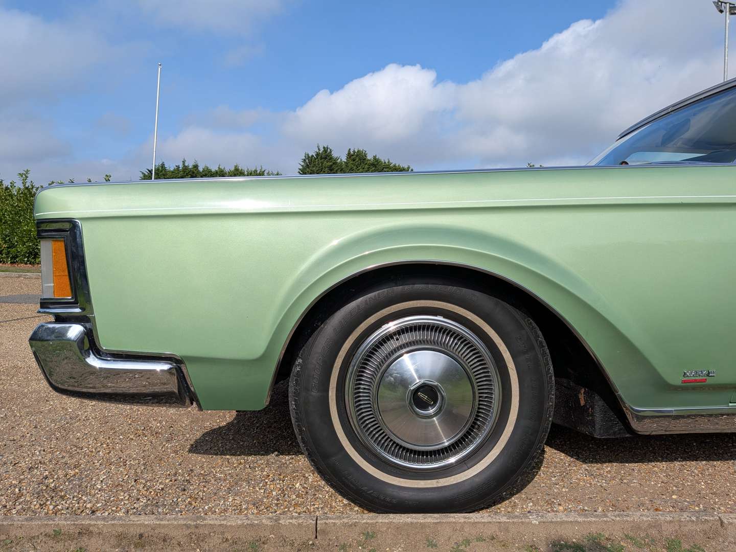 <p>1971 LINCOLN CONTINENTAL</p>