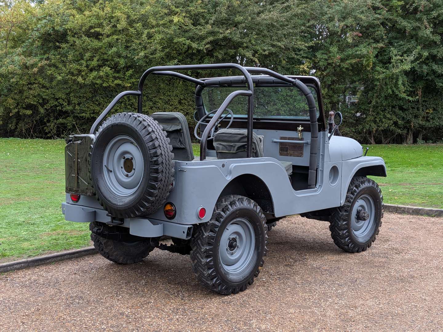 <p>1953 WILLYS M38A1 JEEP</p>