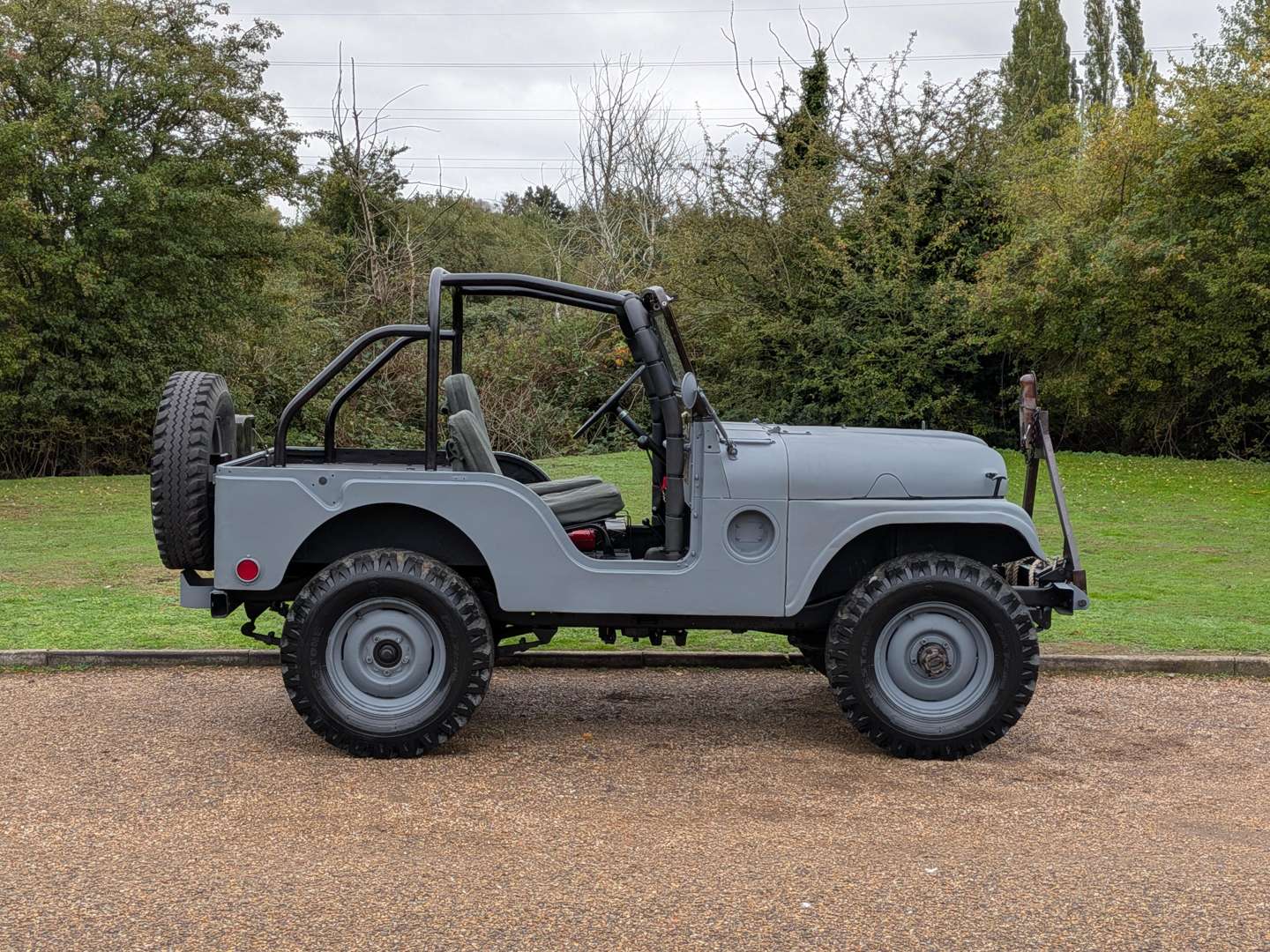 <p>1953 WILLYS M38A1 JEEP</p>
