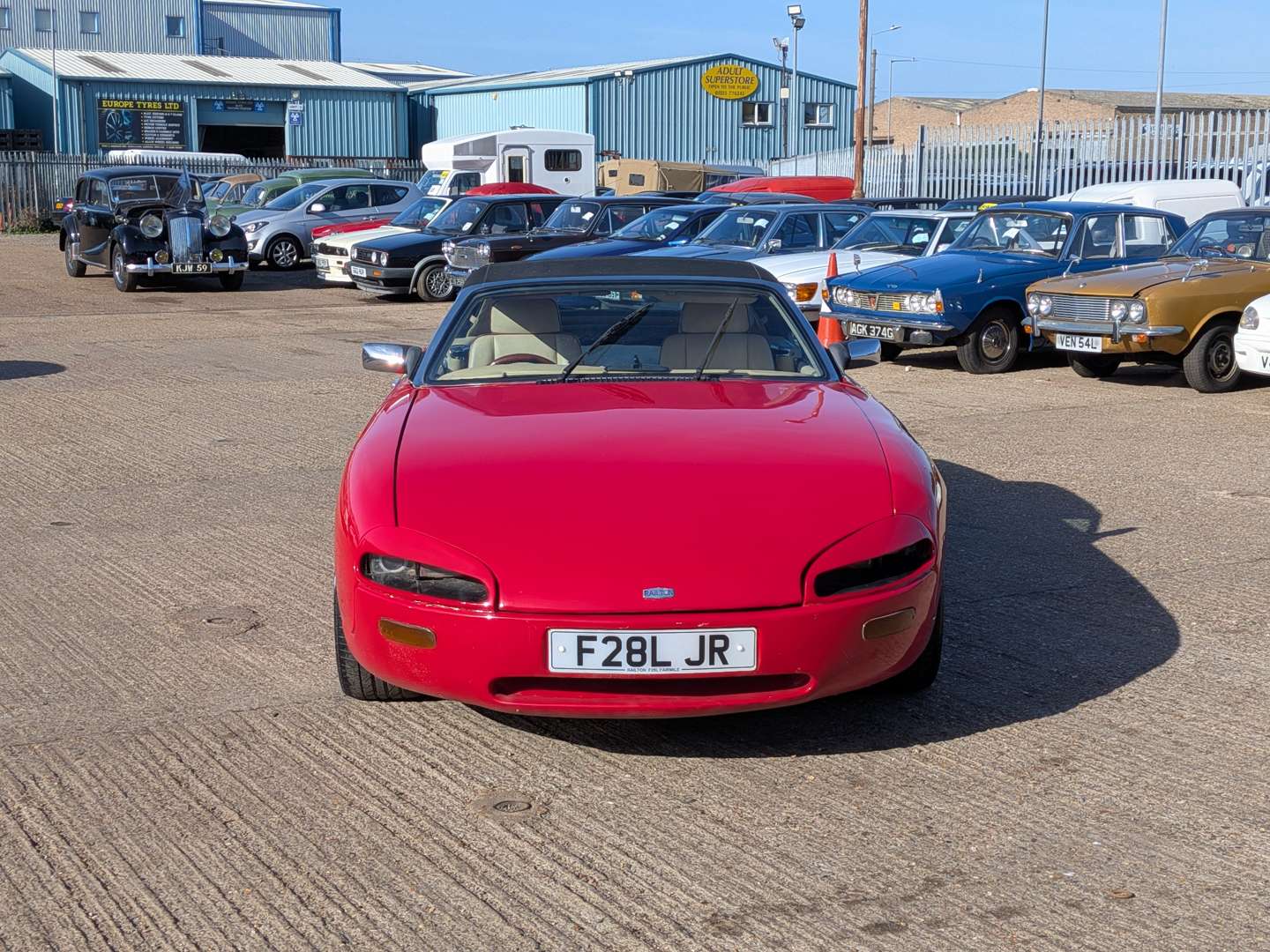 <p>1989 JAGUAR RAILTON F28 FAIRMILE</p>