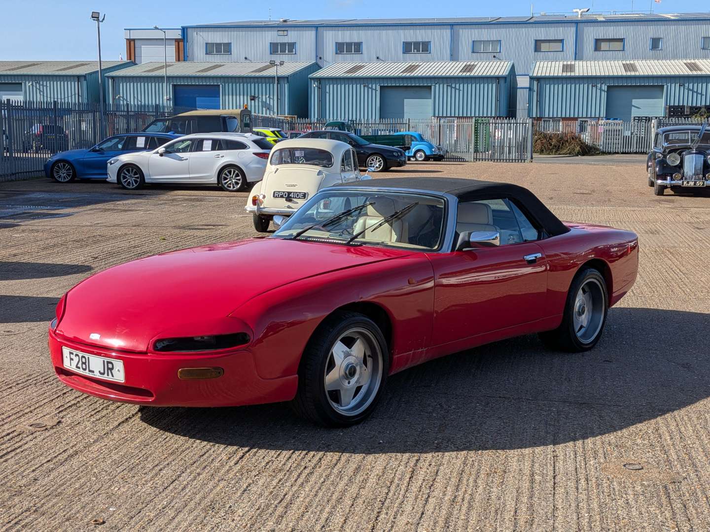 <p>1989 JAGUAR RAILTON F28 FAIRMILE</p>