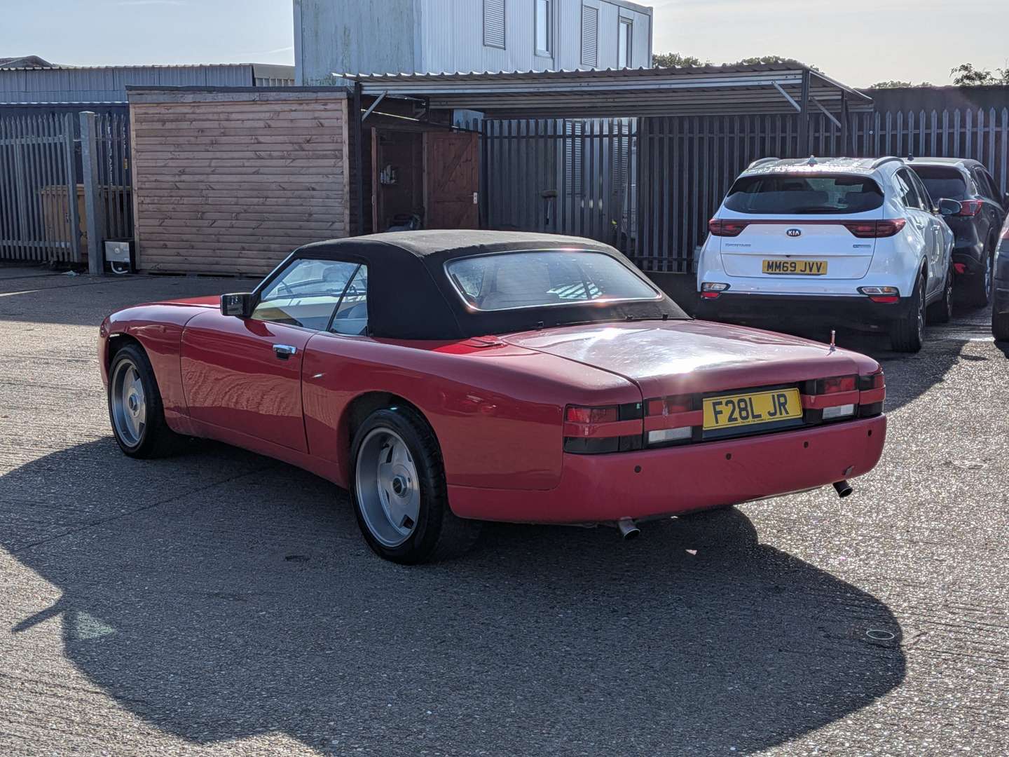 <p>1989 JAGUAR RAILTON F28 FAIRMILE</p>