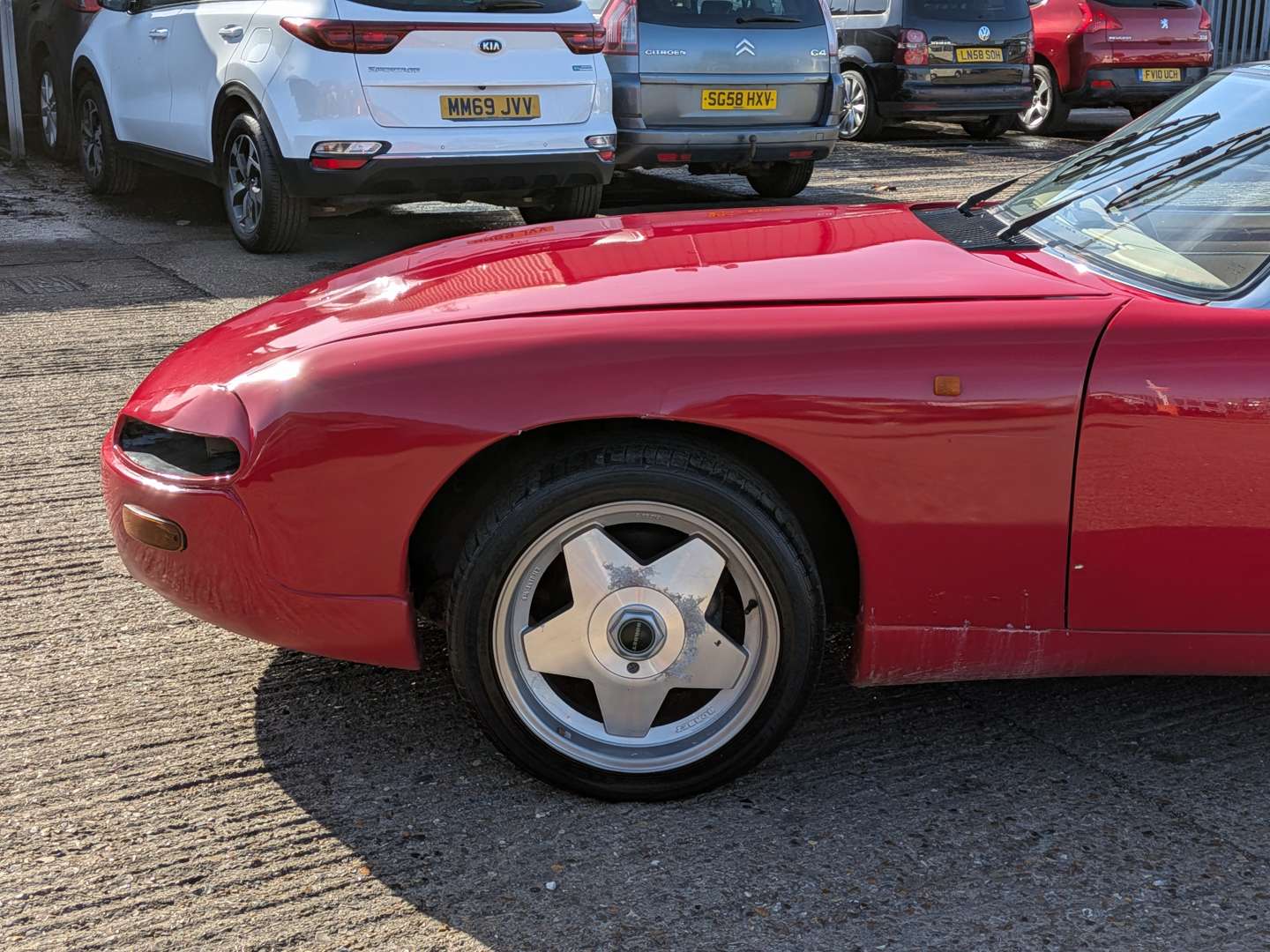 <p>1989 JAGUAR RAILTON F28 FAIRMILE</p>