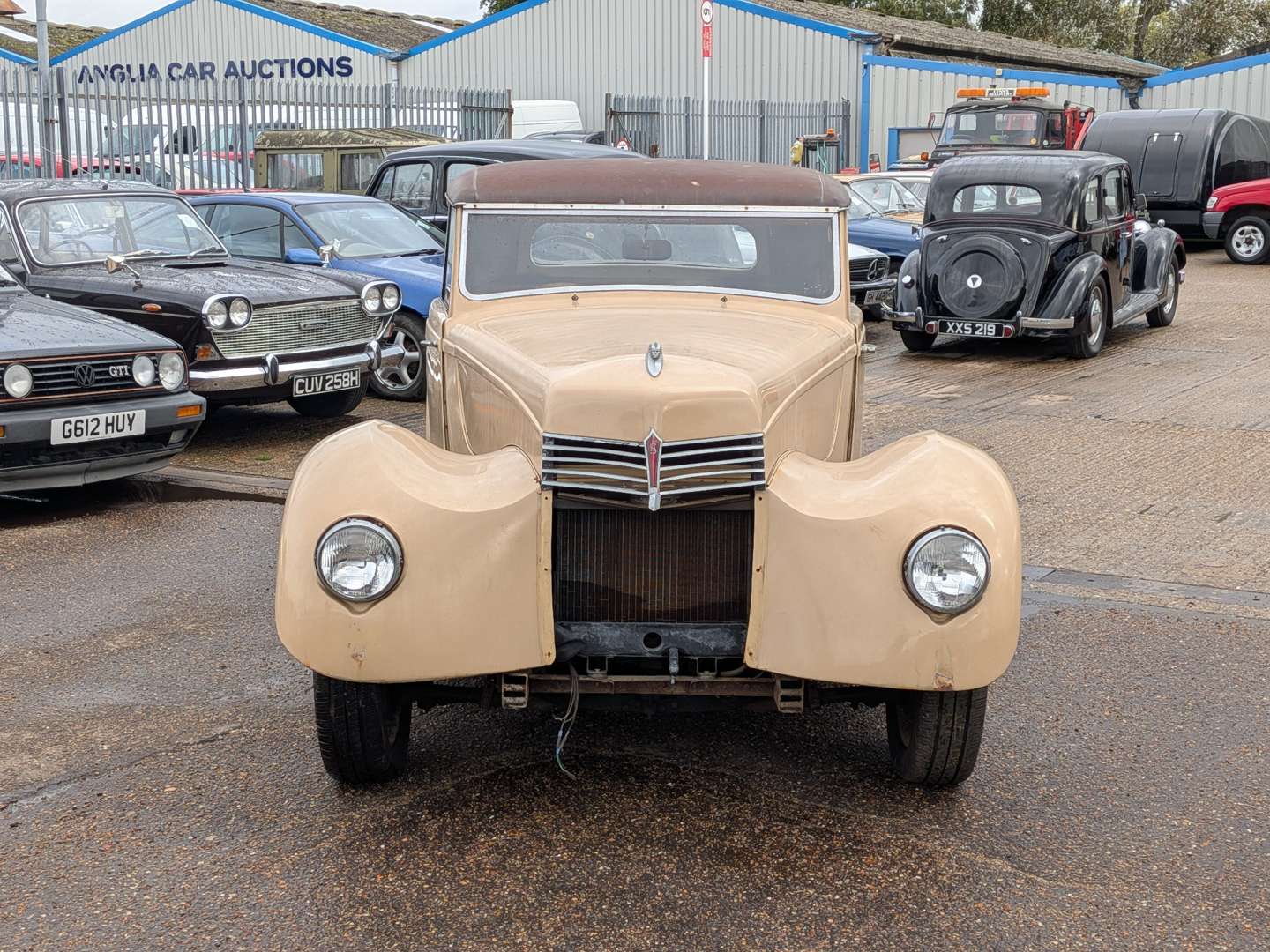 <p>1947 ARMSTRONG SIDDELEY TYPHOON</p>