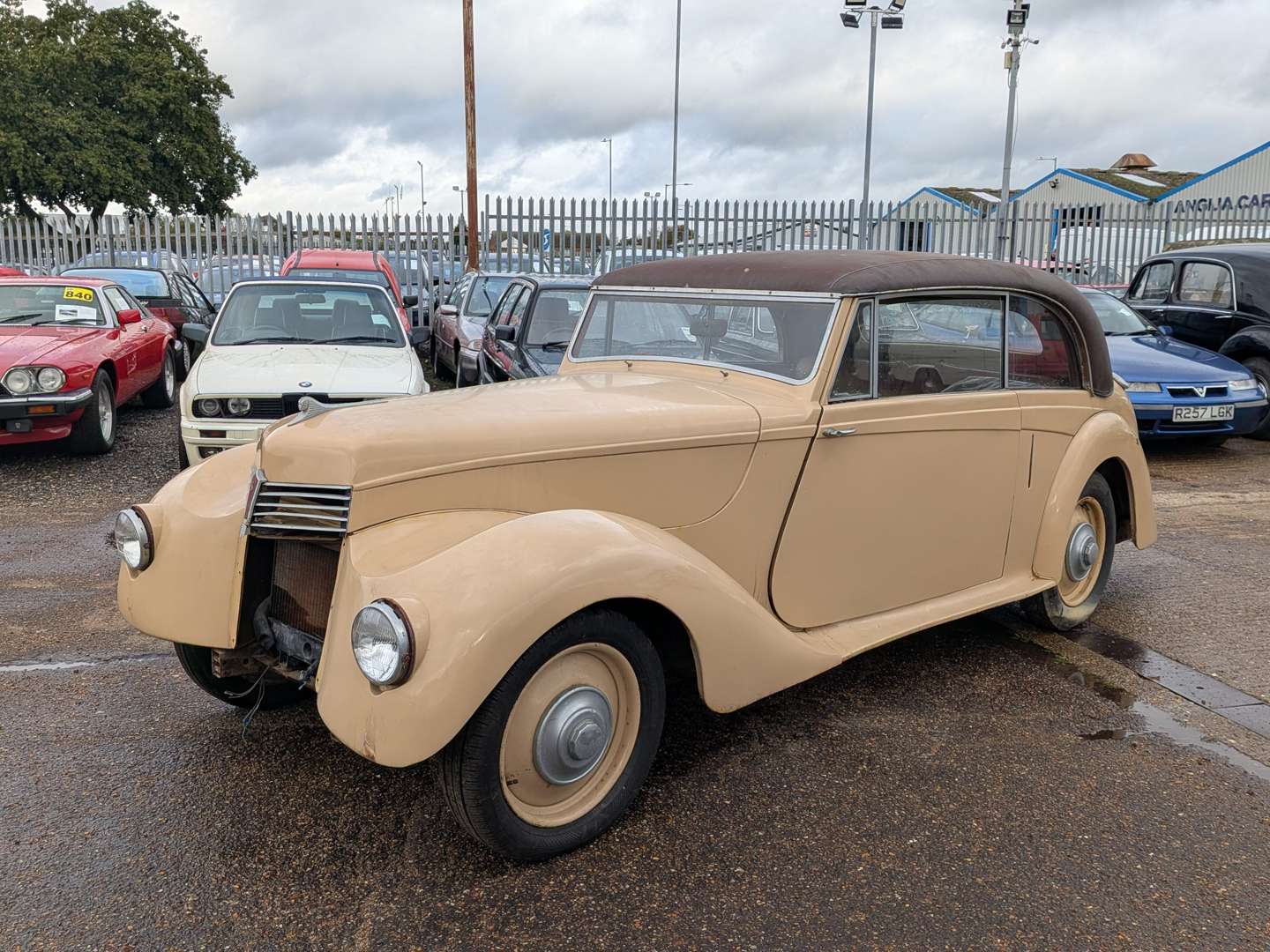 <p>1947 ARMSTRONG SIDDELEY TYPHOON</p>