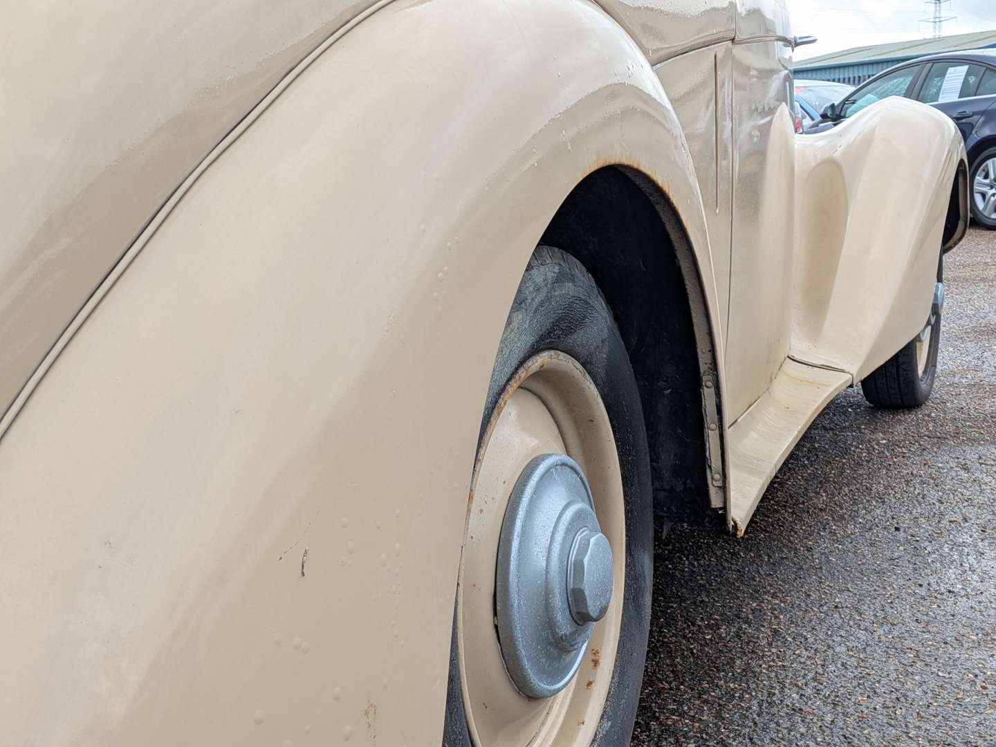 <p>1947 ARMSTRONG SIDDELEY TYPHOON</p>