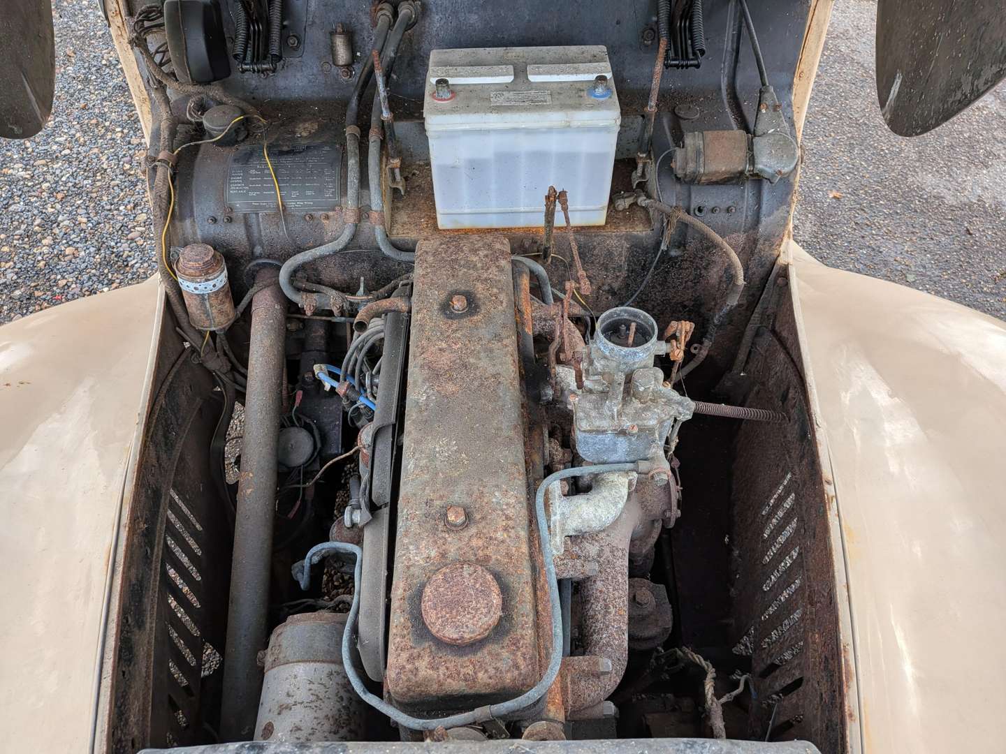 <p>1947 ARMSTRONG SIDDELEY TYPHOON</p>