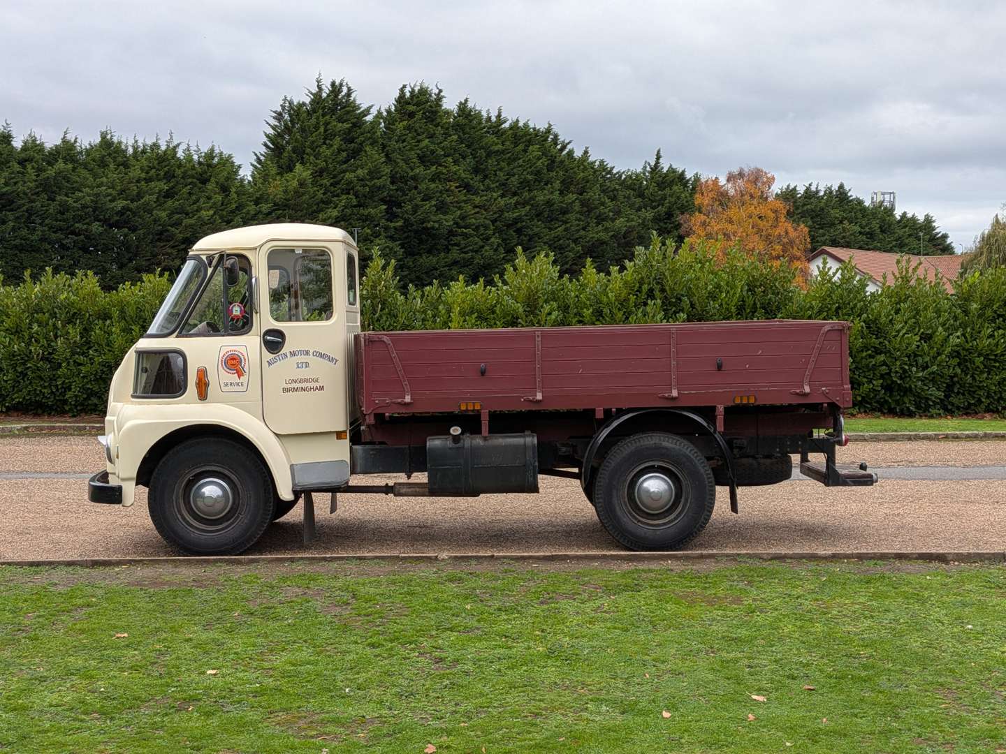 <p>1964 MORRIS FGK30 TRUCK</p>