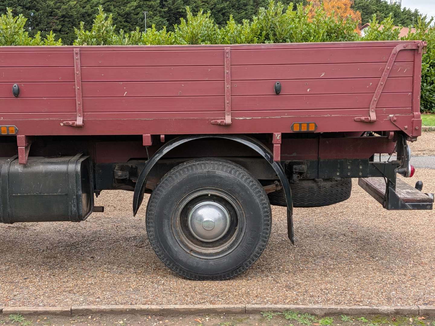 <p>1964 MORRIS FGK30 TRUCK</p>