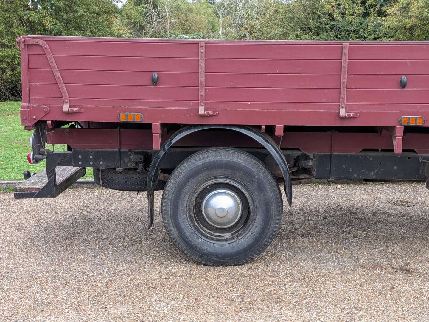 <p>1964 MORRIS FGK30 TRUCK</p>