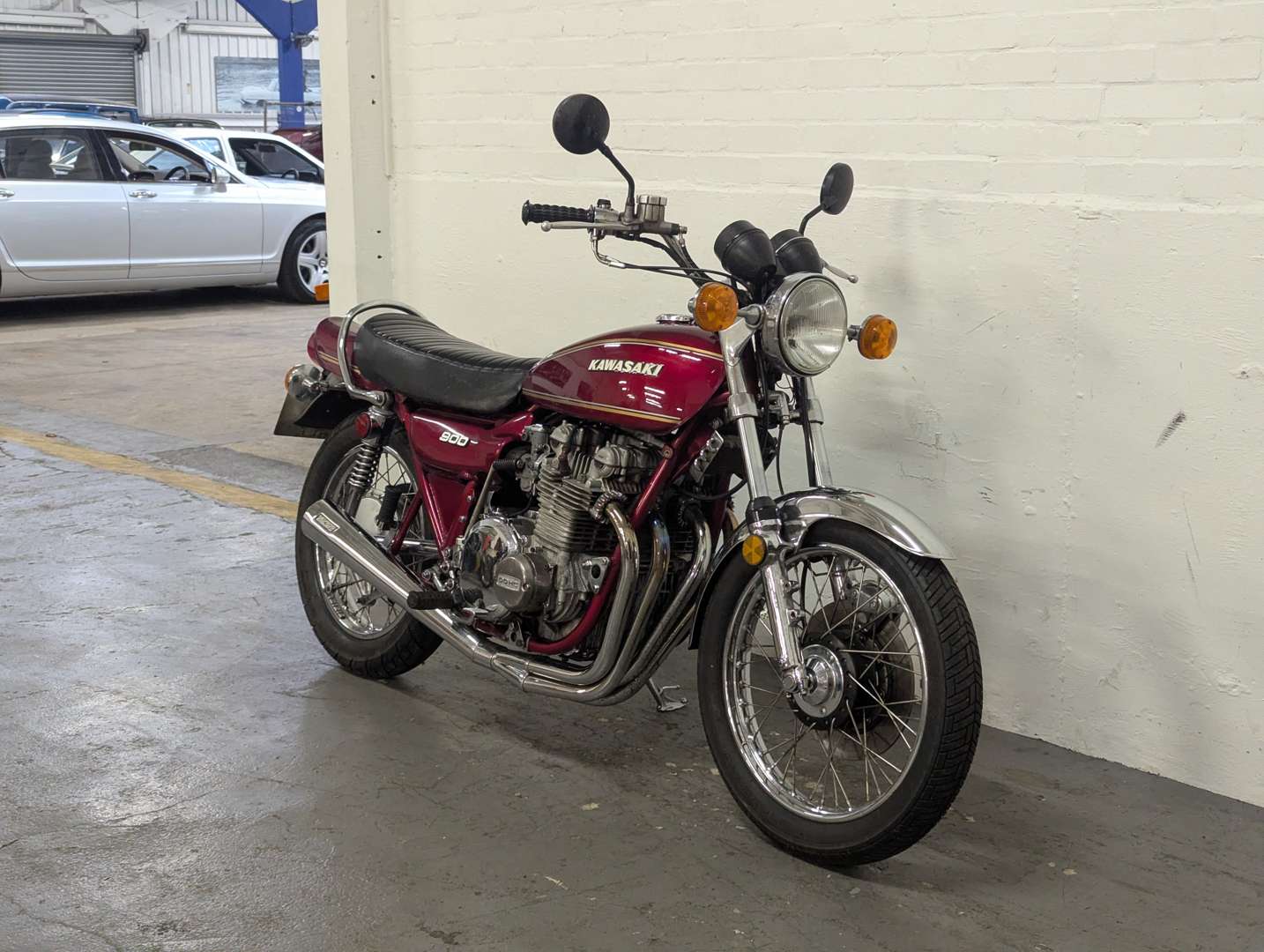 <p>1973 KAWASAKI Z1</p>