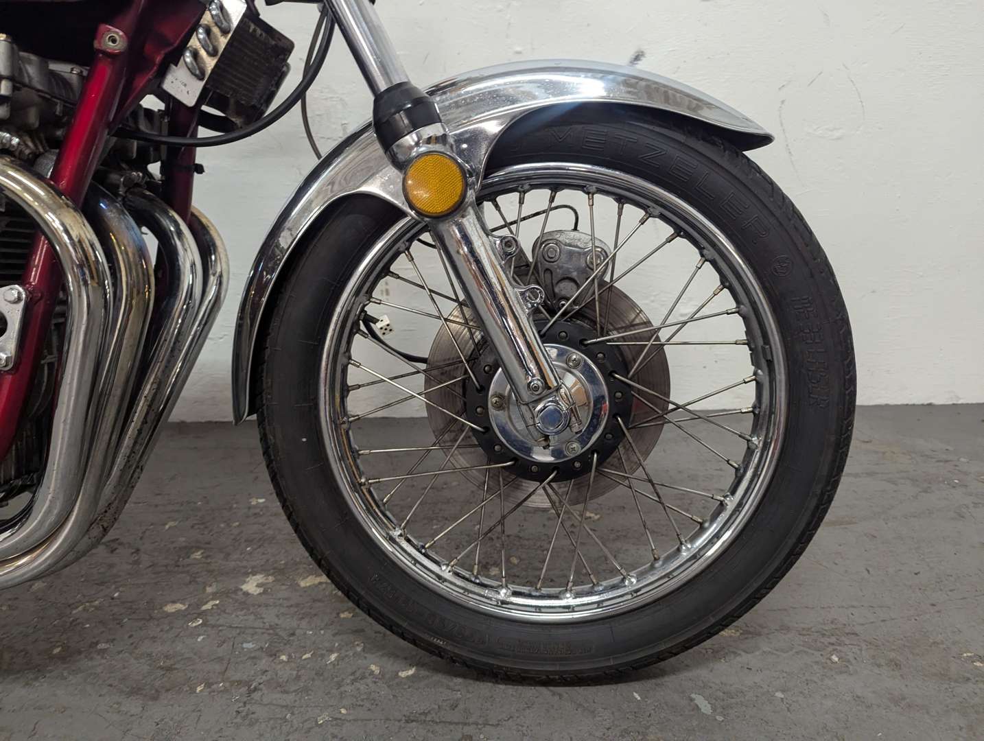 <p>1973 KAWASAKI Z1</p>