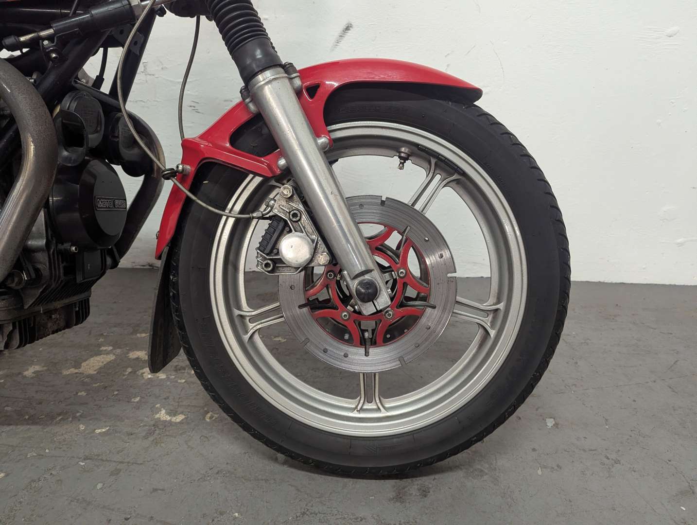 <p>1988 MOTO GUZZI T5</p>