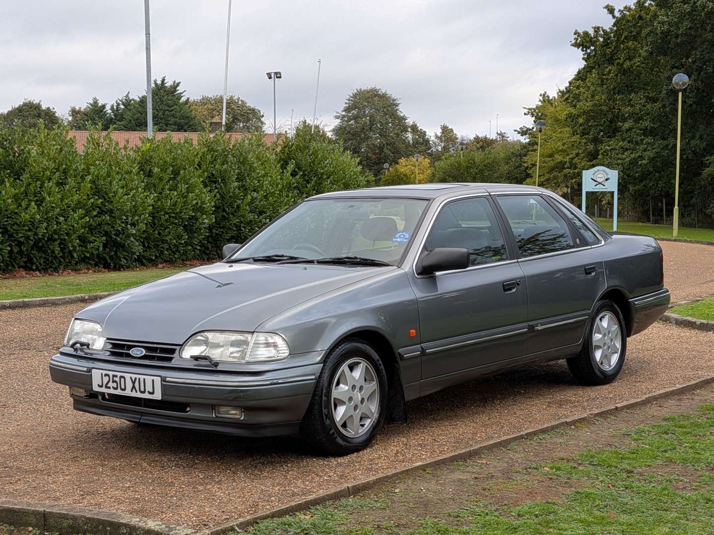<p>1992 FORD GRANADA GHIA I MKIII AUTO</p>