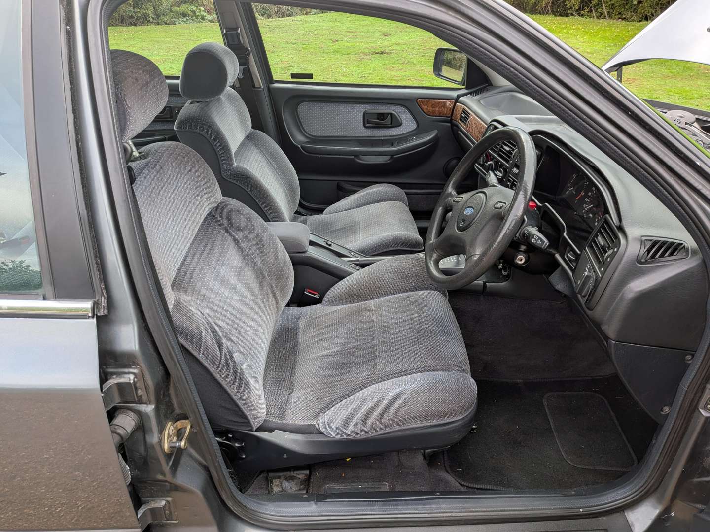<p>1992 FORD GRANADA GHIA I MKIII AUTO</p>