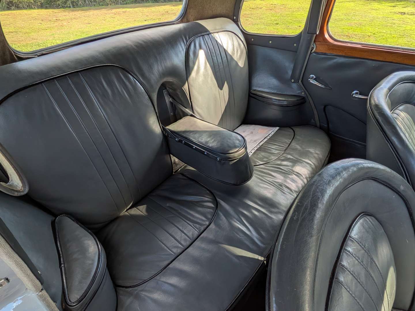 <p>1952 MG YB</p>