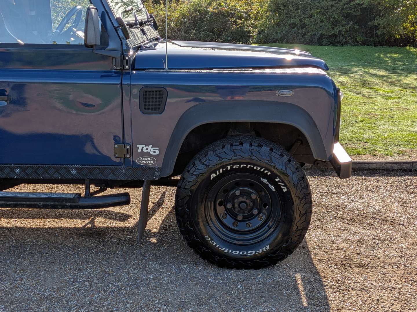 <p>2002 LAND ROVER DEFENDER 90 TD5</p>