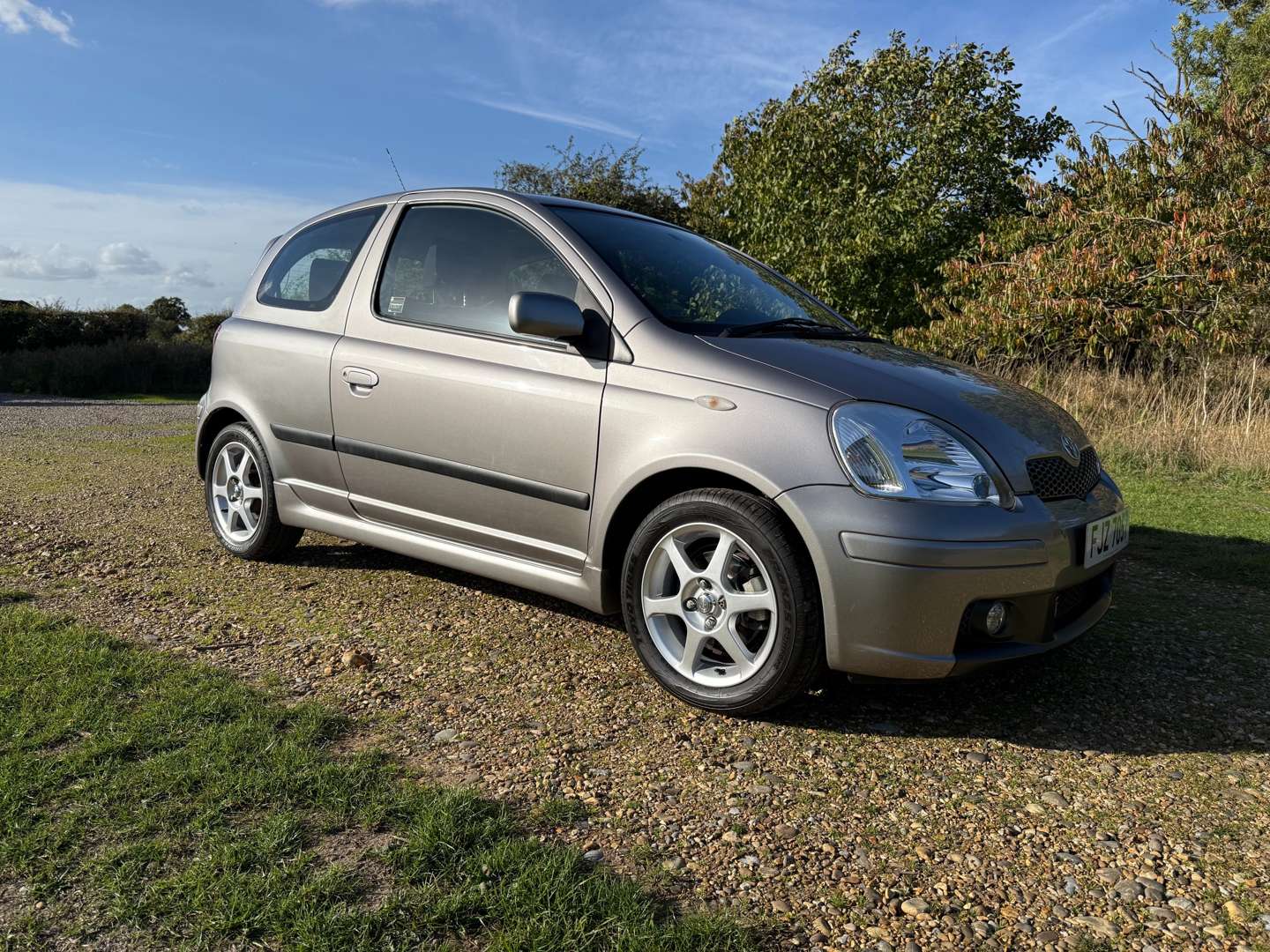 <p>2003 TOYOTA YARIS T SPORT - 14K MILES FROM NEW</p>