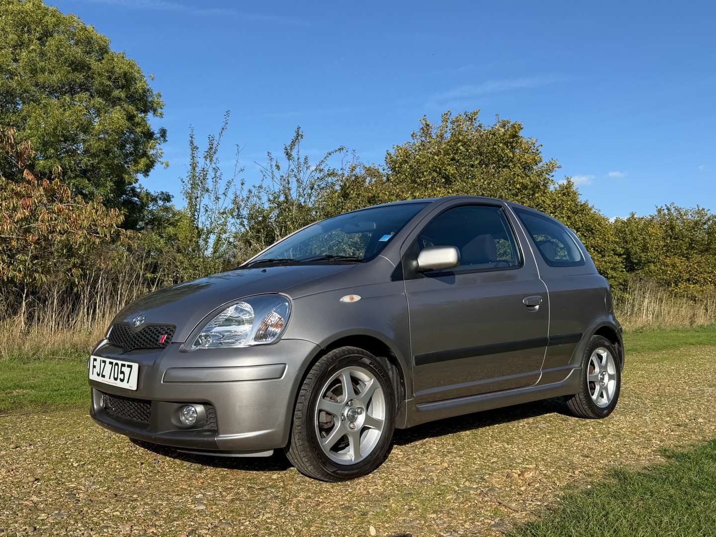 <p>2003 TOYOTA YARIS T SPORT - 14K MILES FROM NEW</p>