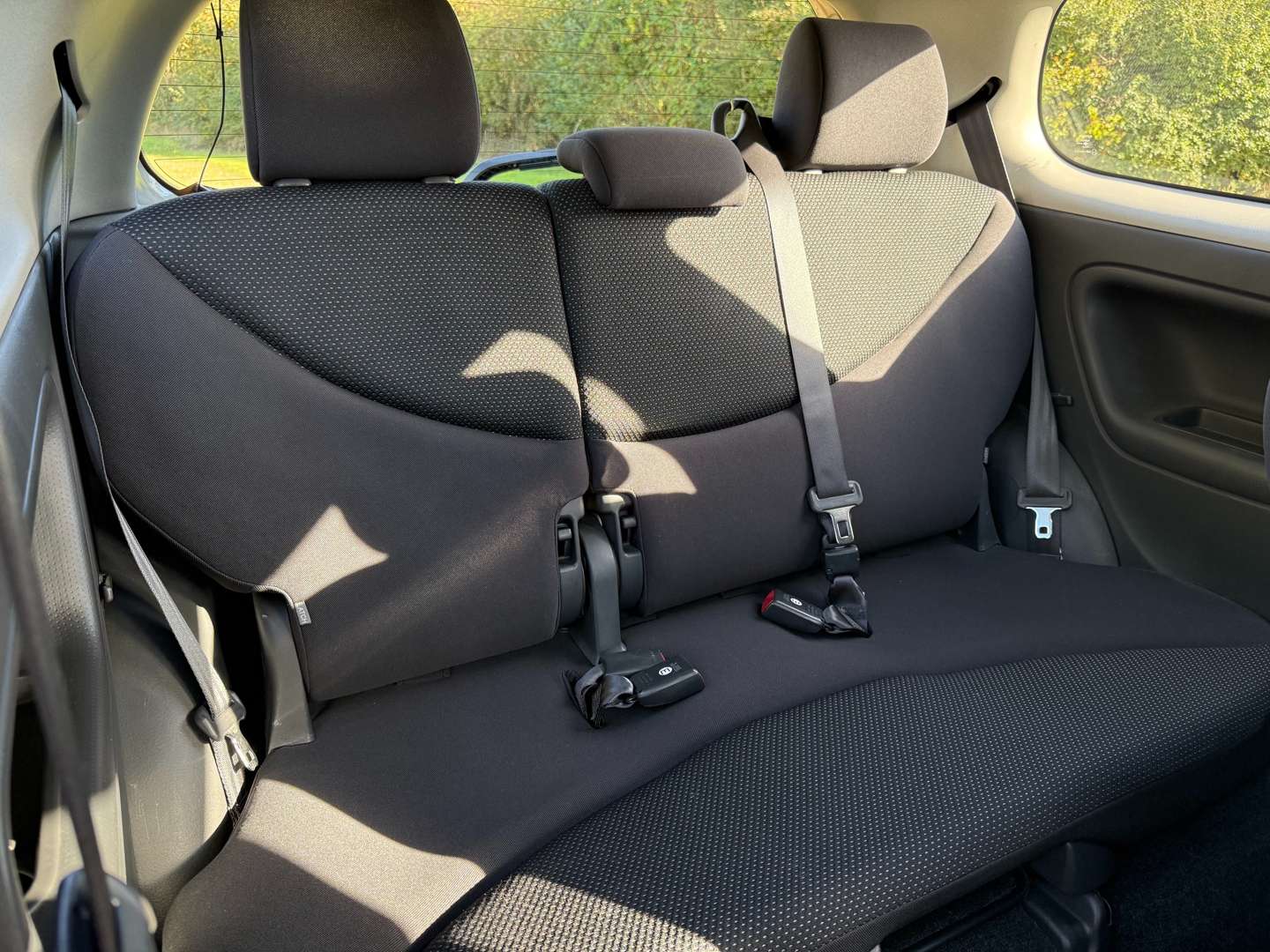<p>2003 TOYOTA YARIS T SPORT - 14K MILES FROM NEW</p>