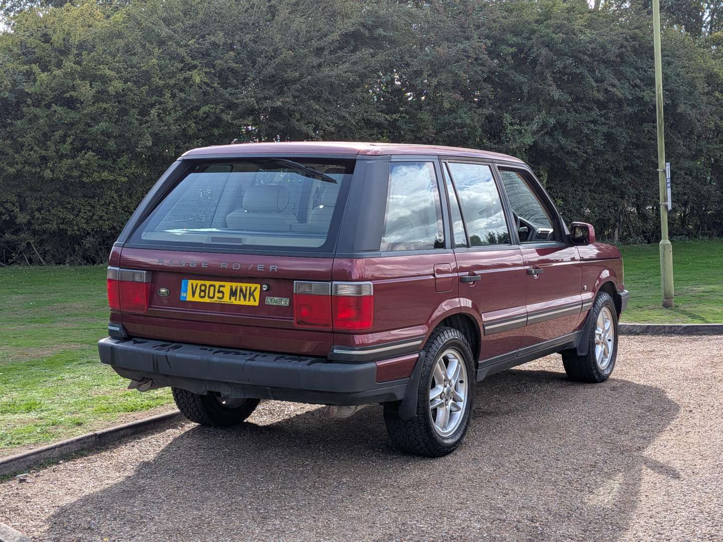 <p>1999 RANGE ROVER P38 HSE AUTO</p>