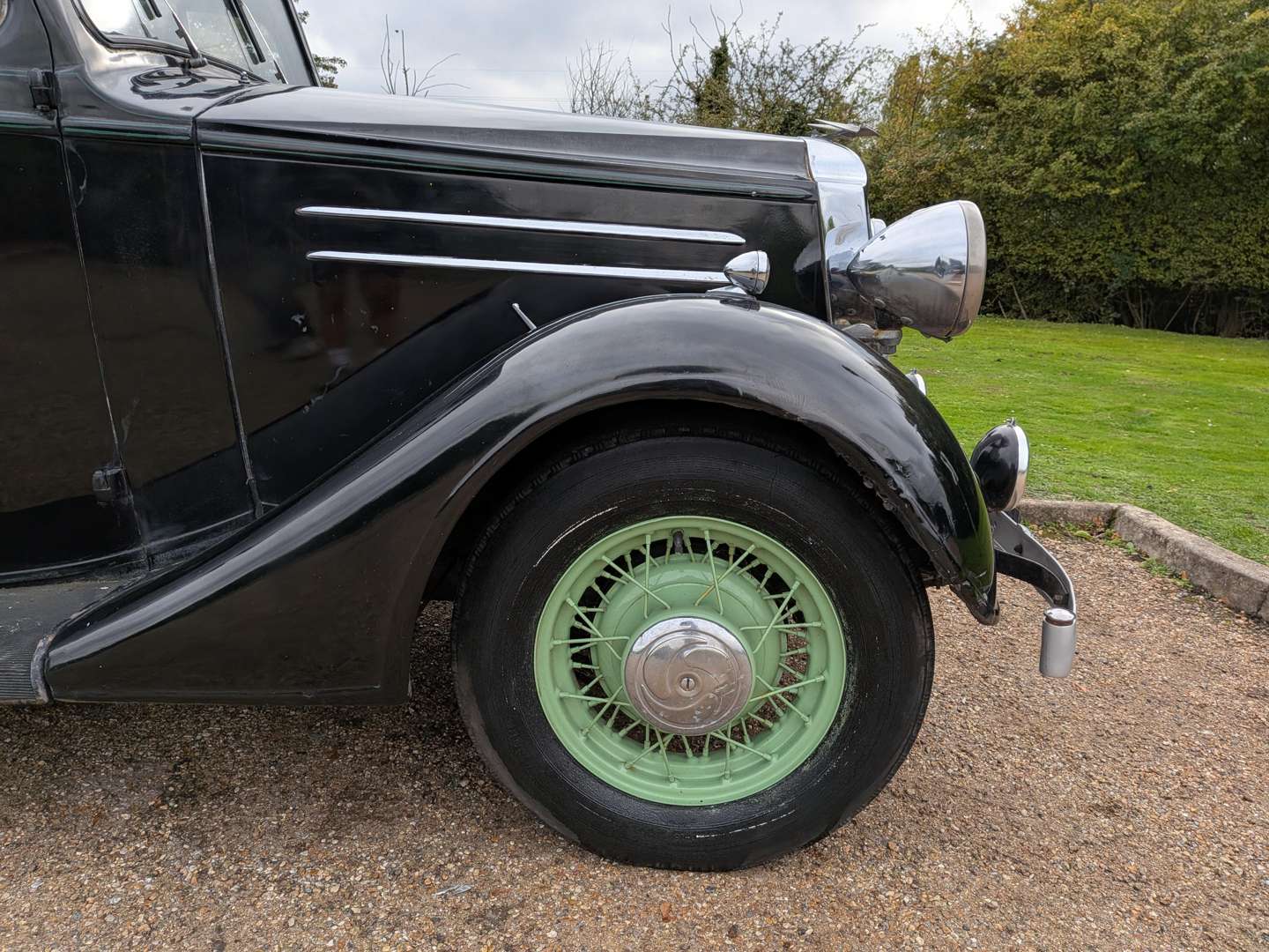 <p>1935 VAUXHALL 14/6 SALOON</p>