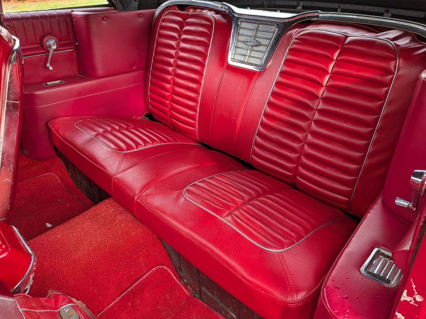 <p>1964 FORD GALAXIE</p>