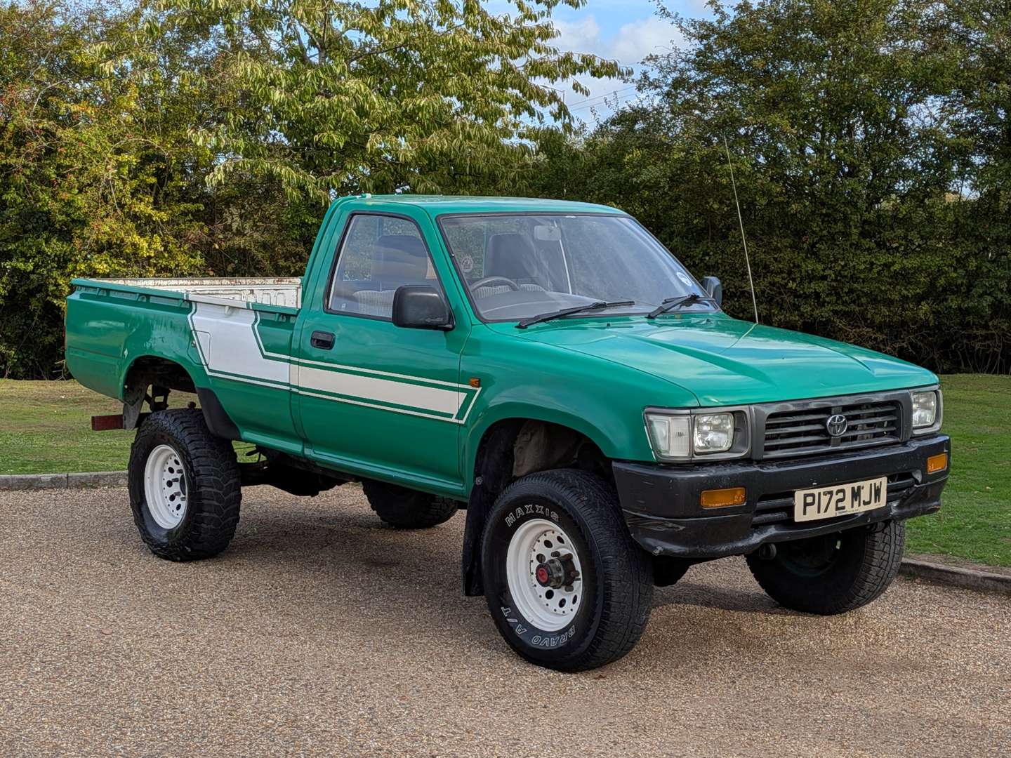 <p>1997 TOYOTA HI-LUX 4X4 PICK-UP SINGLE CAB</p>