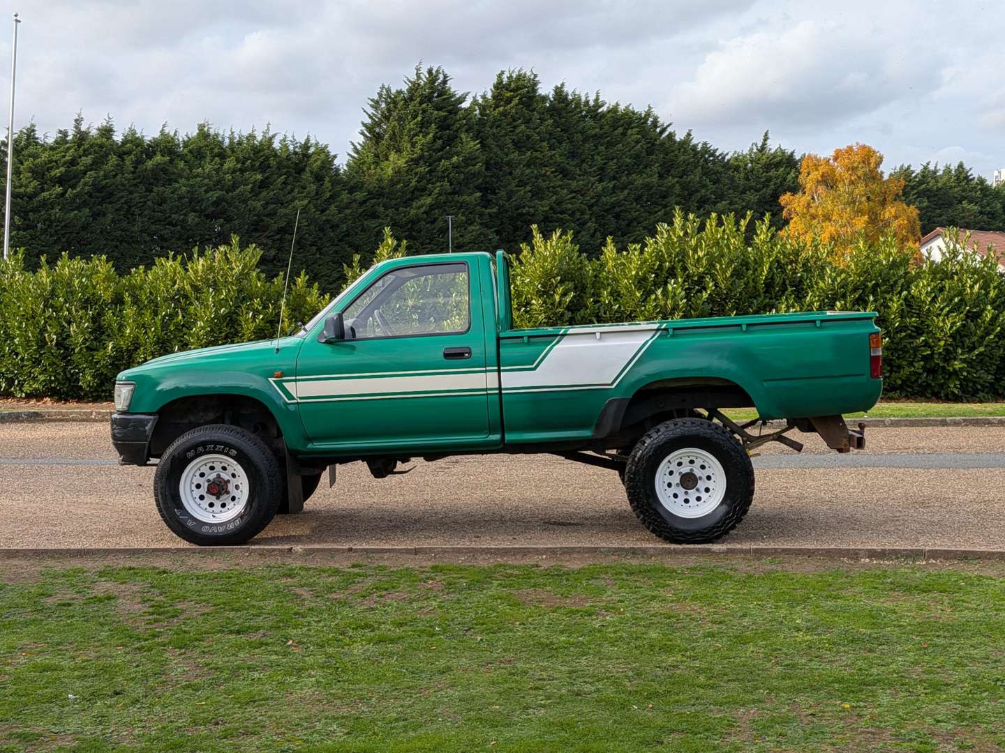 <p>1997 TOYOTA HI-LUX 4X4 PICK-UP SINGLE CAB</p>