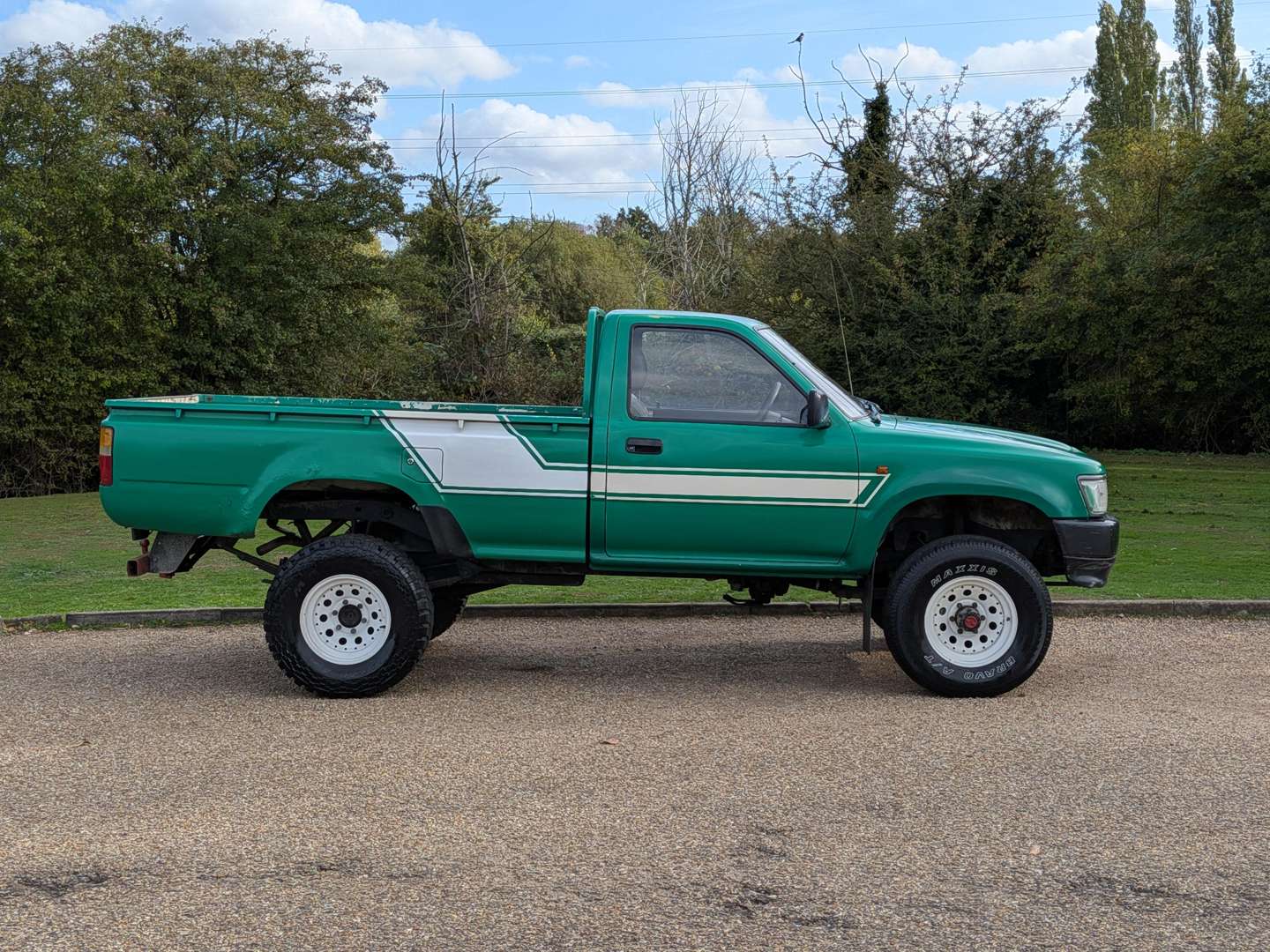 <p>1997 TOYOTA HI-LUX 4X4 PICK-UP SINGLE CAB</p>