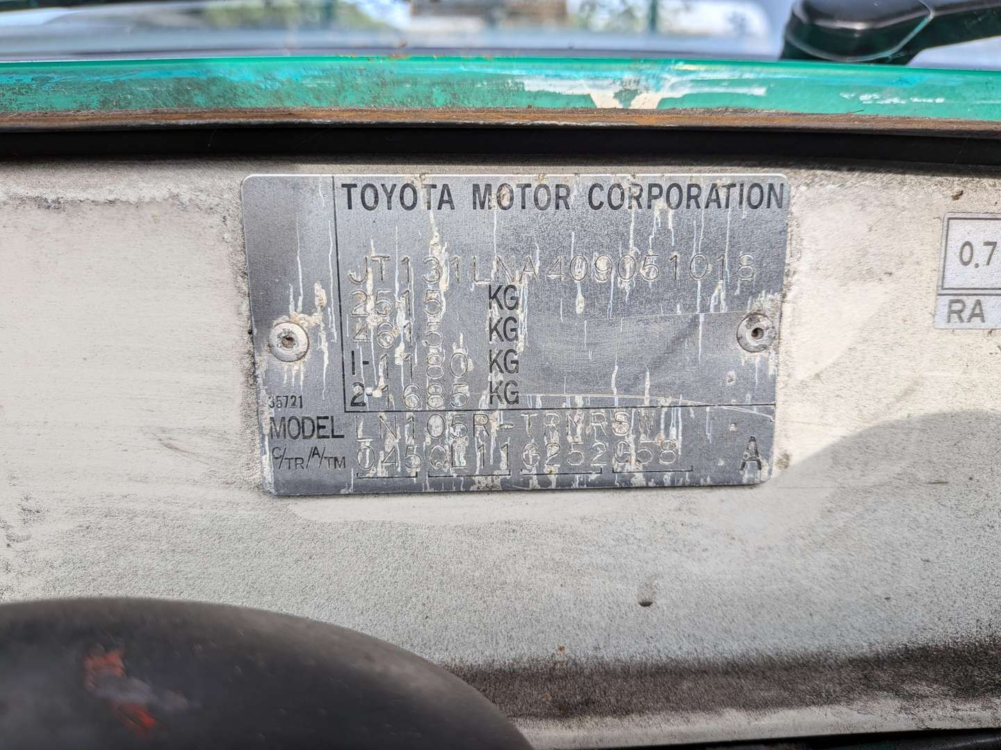 <p>1997 TOYOTA HI-LUX 4X4 PICK-UP SINGLE CAB</p>