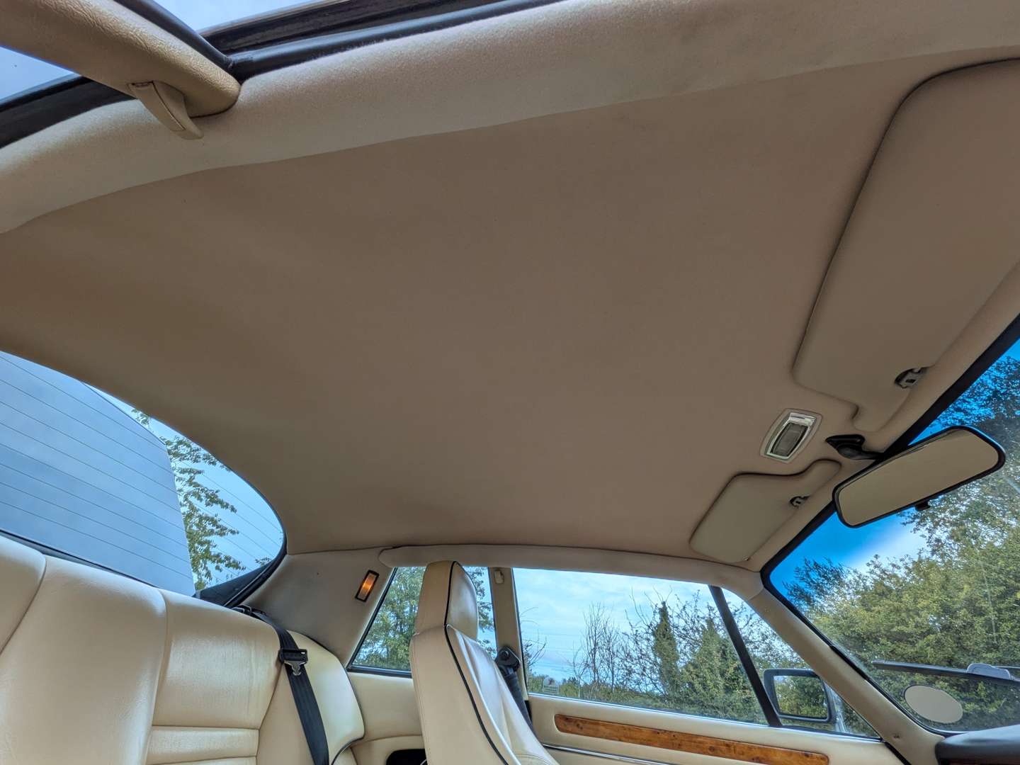 <p>1989 JAGUAR XJS 3.6</p>