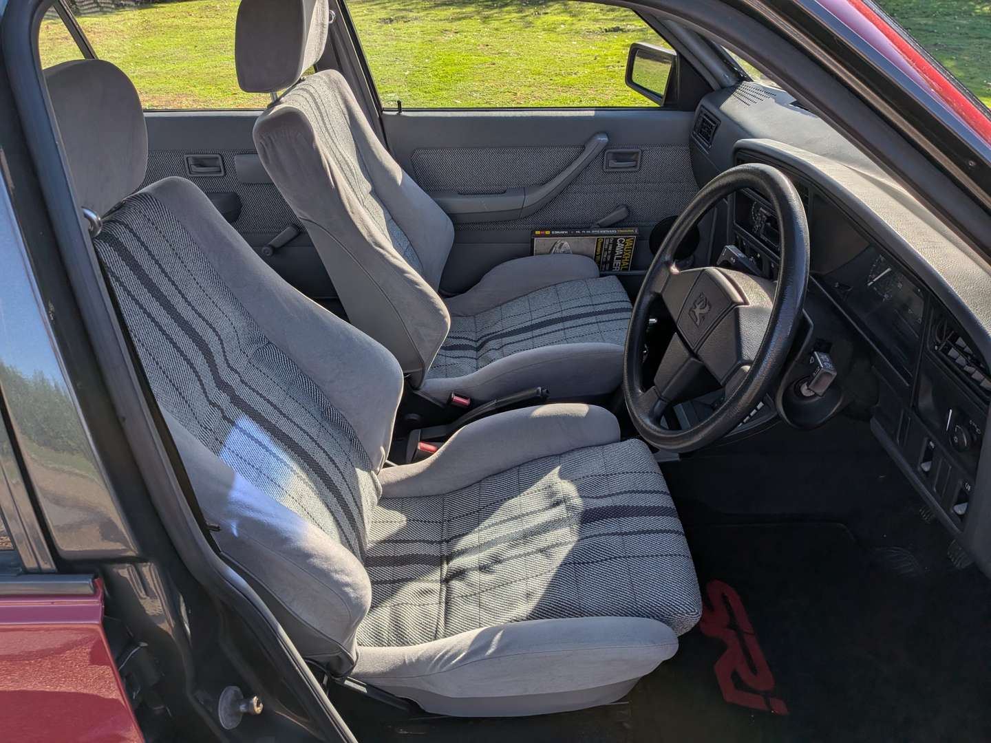 <p>1985 VAUXHALL CAVALIER SRI</p>