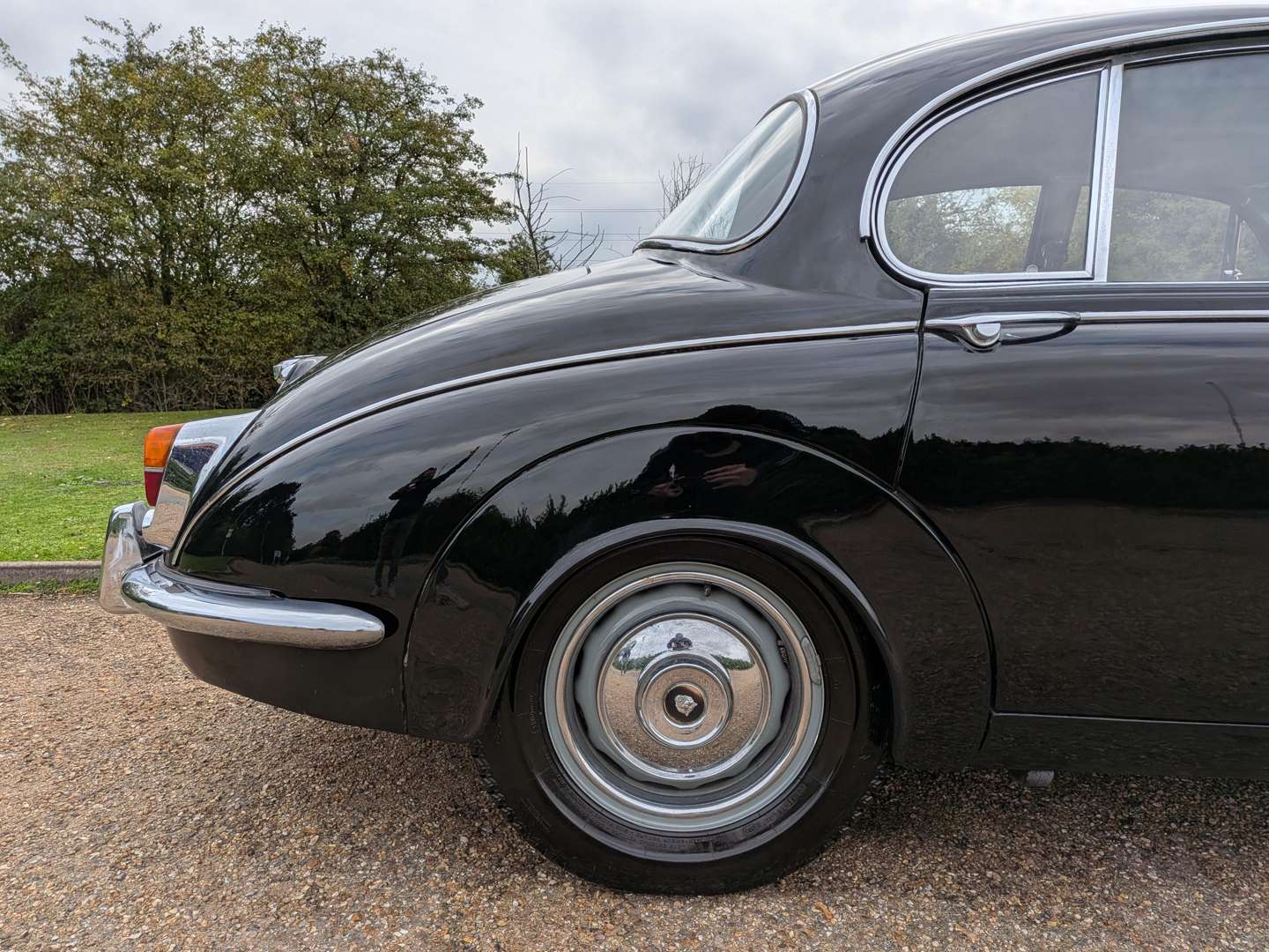 <p>1968 JAGUAR 240</p>
