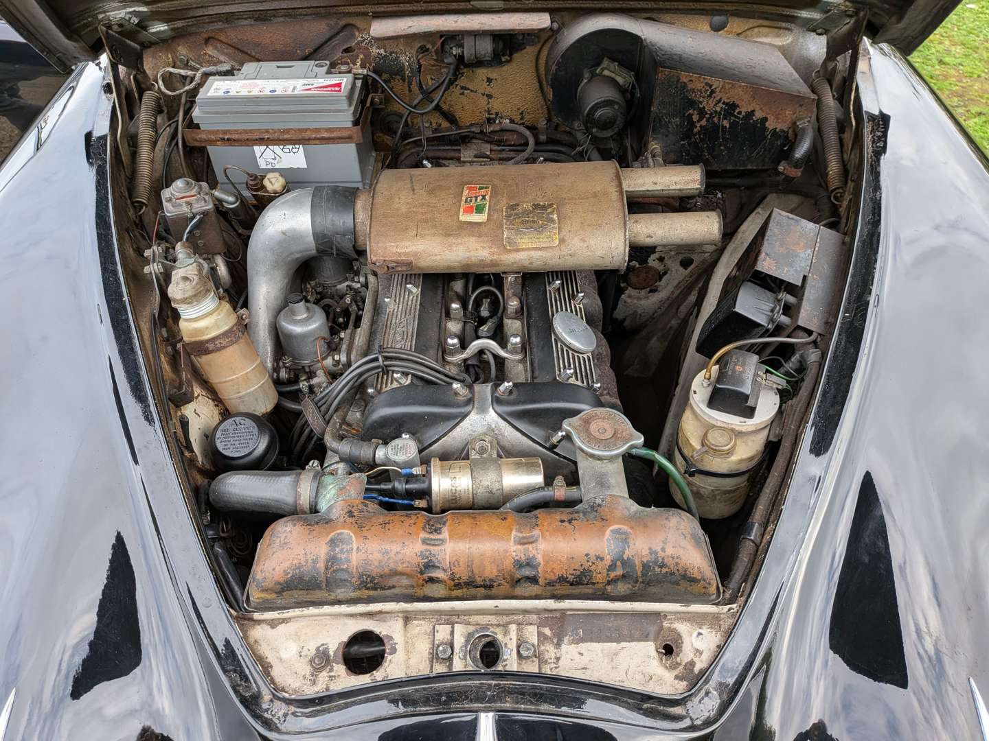 <p>1968 JAGUAR 240</p>
